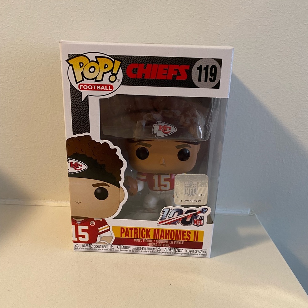 NFL Patrick Mahomes II Funko Pop! Football